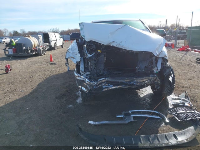 2013 RAM 1500 SLT VIN: 1C6RR7LPXDS572435