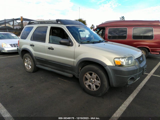 2005 FORD ESCAPE XLT VIN: 1FMYU93135KC28422