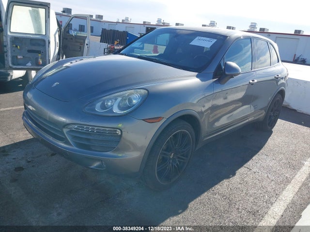 2011 PORSCHE CAYENNE WP1AB2A22BLA51476 Photo 1