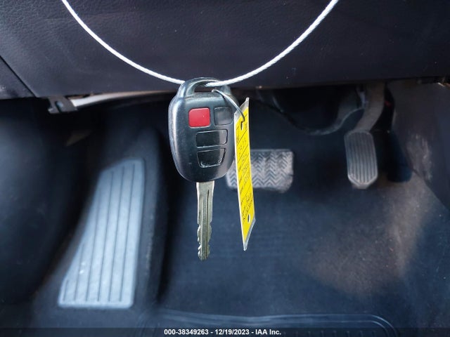 2014 TOYOTA COROLLA LE VIN: 2T1BURHE9EC218159