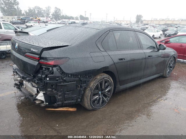BMW 760i Xdrive 2023 WBA33EJ04PCM41457 Image 4