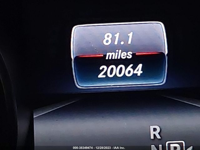 WDDSJ4GB7KN724185 Mercedes-Benz CLA 250 4MATIC