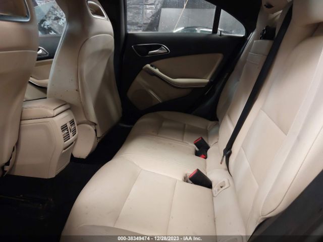 WDDSJ4GB7KN724185 Mercedes-Benz CLA 250 4MATIC