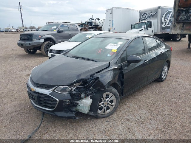 Chevrolet CRUZE LS 2019 1G1BC5SM7K7114223 Image 2