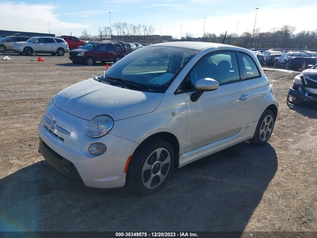 2015 FIAT 500E 3C3CFFGE4FT570230 Photo 1