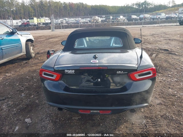 JC1NFAEK3J0139090 Fiat 124 Spider Lusso