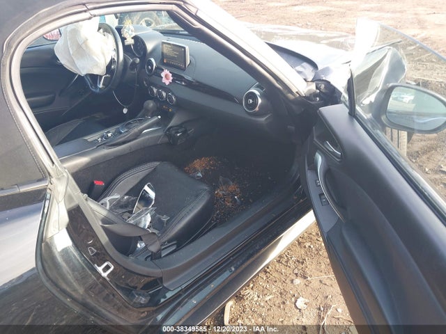 2018 FIAT 124 SPIDER JC1NFAEK3J0139090 Photo 4