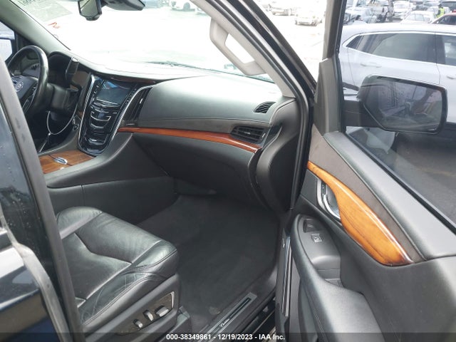 1GYS3HKJ2FR194243 Cadillac Escalade Esv Luxury