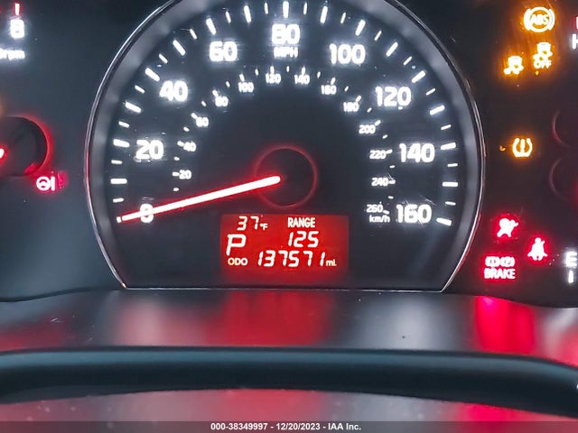 2014 KIA SORENTO LX V6 VIN: 5XYKT4A74EG480631
