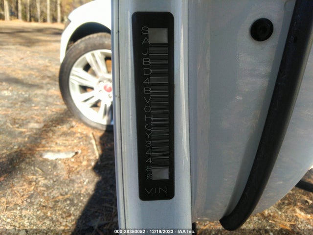 2017 JAGUAR XF SAJBD4BV0HCY34486 Photo 8