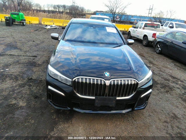 BMW M760i Xdrive 2022 WBA7U6C08NCH83897 Image 12