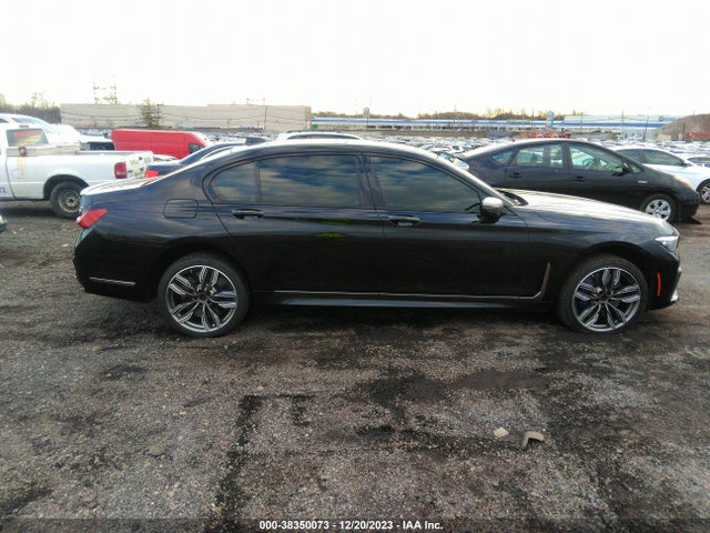 BMW M760i Xdrive 2022 WBA7U6C08NCH83897 Image 13