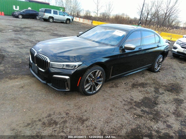 BMW M760i Xdrive 2022 WBA7U6C08NCH83897 Image 2