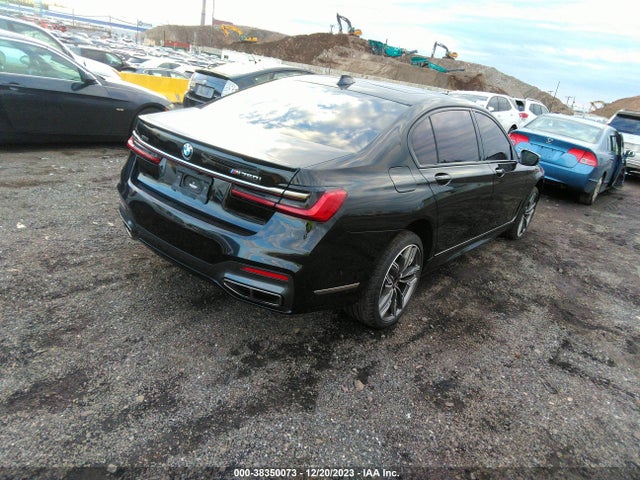 BMW M760i Xdrive 2022 WBA7U6C08NCH83897 Image 4