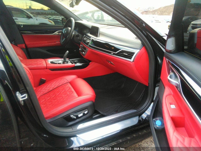 BMW M760i Xdrive 2022 WBA7U6C08NCH83897 Image 5