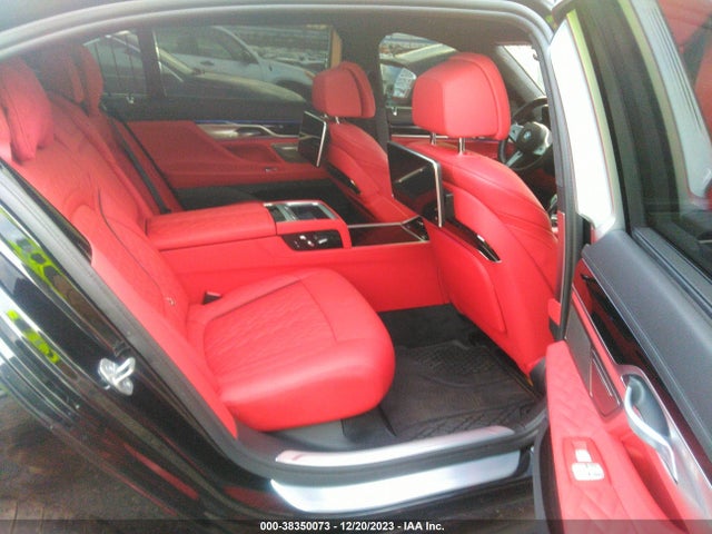 BMW M760i Xdrive 2022 WBA7U6C08NCH83897 Image 8