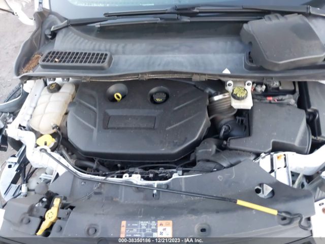 1FMCU9G98EUD74054 Ford ESCAPE SE