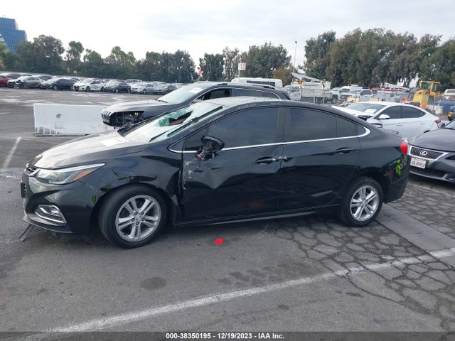Chevrolet Cruze Lt Auto 2018 1G1BE5SM2J7230826 Image 13