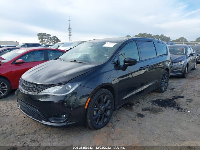 Chrysler Pacifica Touring 2020 2C4RC1FG7LR108621 Image 2