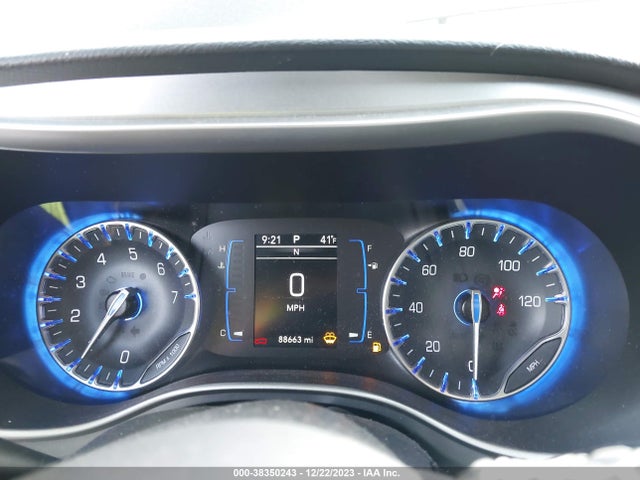 Chrysler Pacifica Touring 2020 2C4RC1FG7LR108621 Image 7