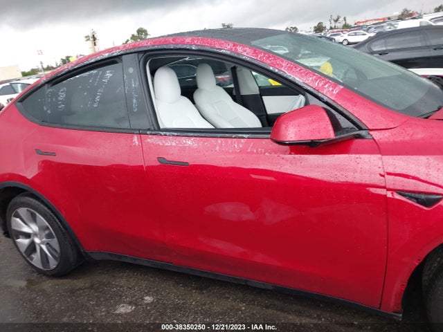 5YJYGDEEXMF195686 Tesla Model Y Long Range Dual Motor All-wheel Drive
