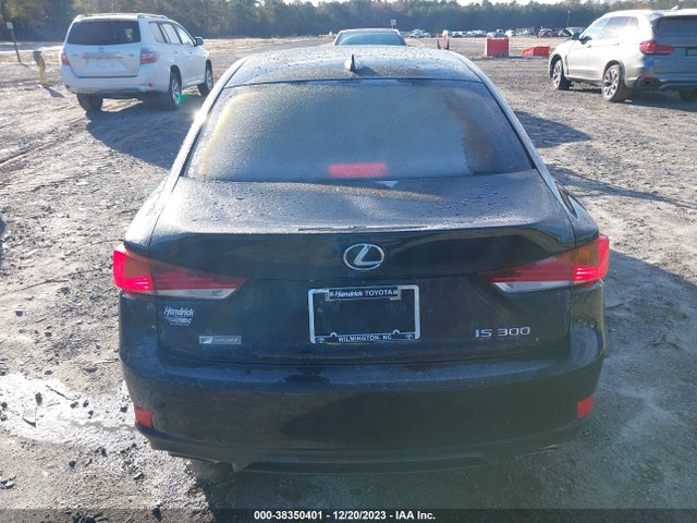 JTHBA1D21K5090772 Lexus IS 300