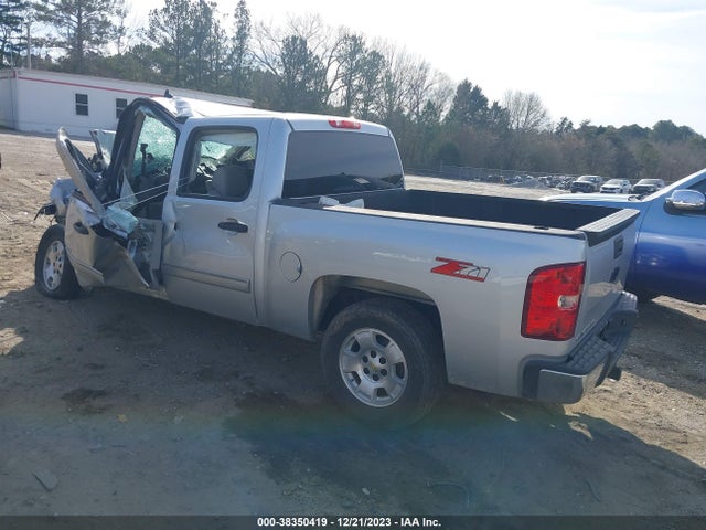 2013 CHEVROLET SILVERADO 1500 LT VIN: 3GCPCSE0XDG153853