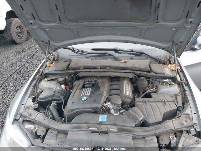 2009 BMW 328I VIN: WBAPH535X9A436029