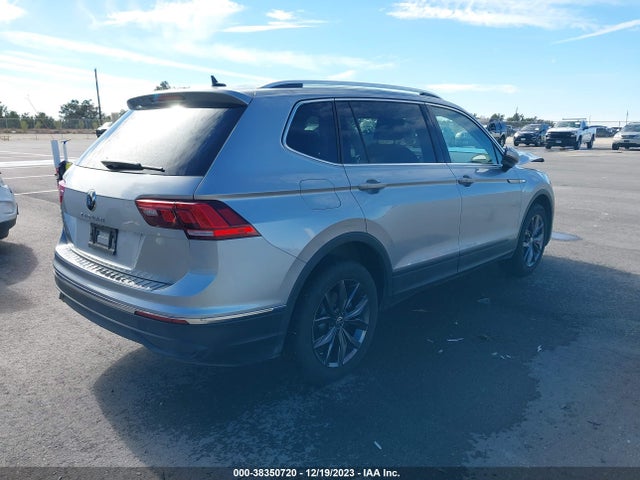 3VV3B7AX0PM125701 Volkswagen Tiguan 2.0t Se