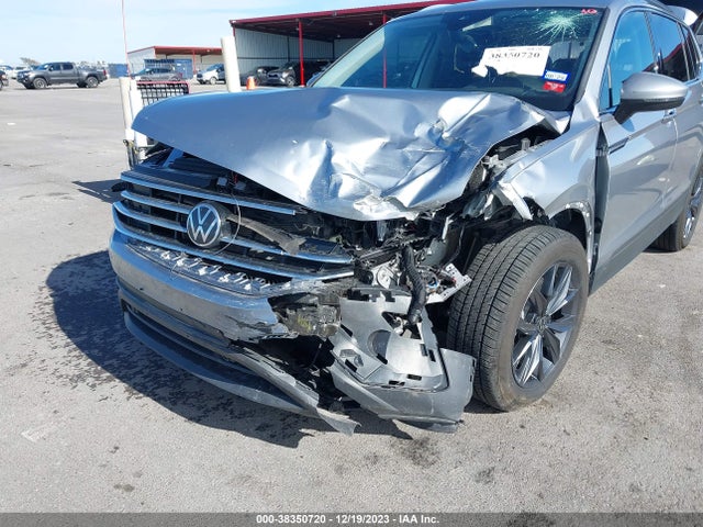 3VV3B7AX0PM125701 Volkswagen Tiguan 2.0t Se