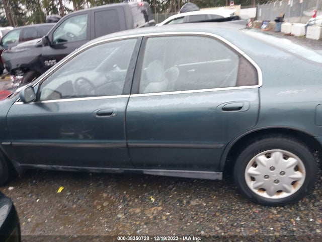 1997 HONDA ACCORD SDN LX VIN: 1HGCD5632VA071459