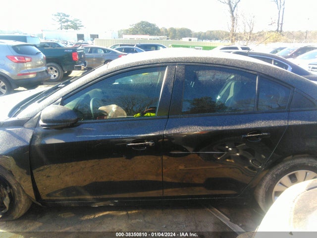 Chevrolet Cruze Ls Auto 2015 1G1PA5SH8F7112422 Image 14