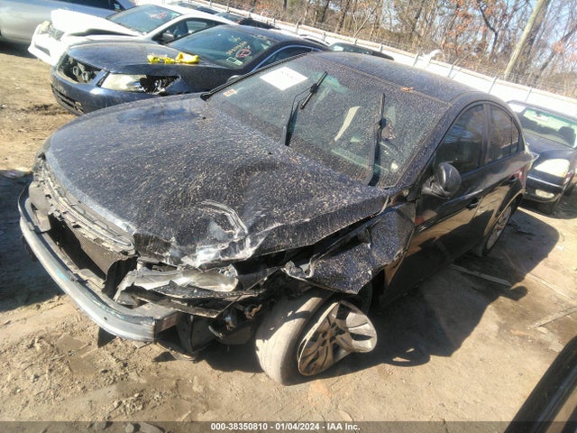 Chevrolet Cruze Ls Auto 2015 1G1PA5SH8F7112422 Image 2