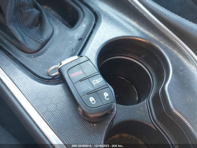 2C3CDZAG9JH219087 Dodge Challenger Sxt Plus