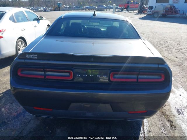 2C3CDZAG9JH219087 Dodge Challenger Sxt Plus