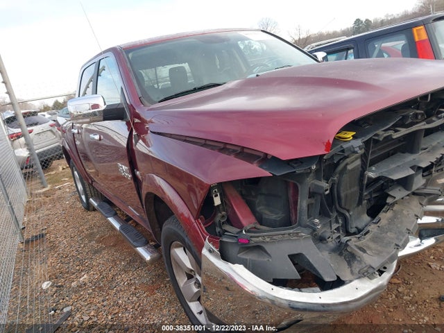 RAM 1500 Laramie  4x4 5'7 Box 2017 1C6RR7NT1HS808390 main image