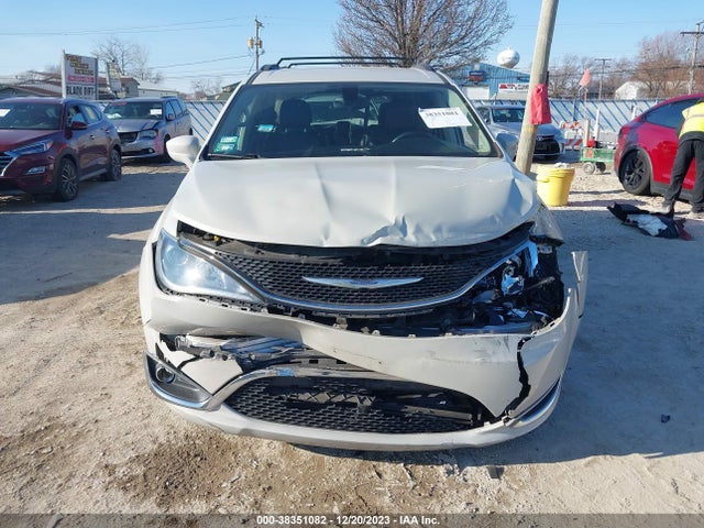 2C4RC1BG8HR795217 Chrysler Pacifica Touring-l