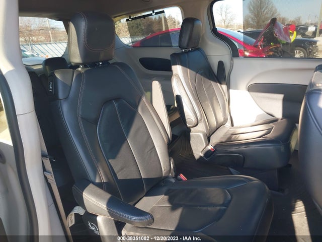 2C4RC1BG8HR795217 Chrysler Pacifica Touring-l