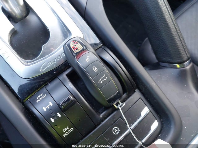 2018 PORSCHE CAYENNE WP1AA2A27JKA03043 Photo 10