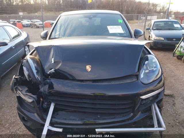 2018 PORSCHE CAYENNE WP1AA2A27JKA03043 Photo 5