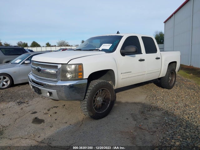 2013 CHEVROLET SILVERADO 1500 LT VIN: 3GCPCSEA1DG296666
