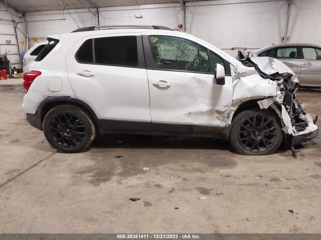 Chevrolet Trax Awd Lt 2022 KL7CJPSM4NB523047 Image 13
