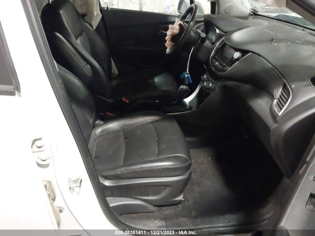 Chevrolet Trax Awd Lt 2022 KL7CJPSM4NB523047 Image 5