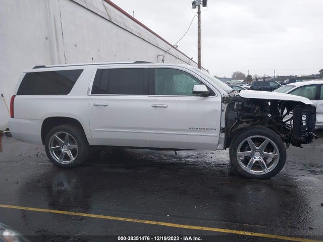 Chevrolet Suburban Premier 2017 1GNSKJKC7HR307325 Image 13