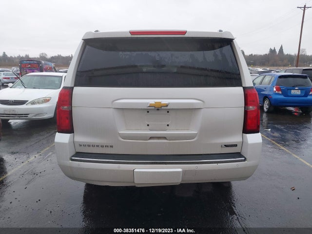 Chevrolet Suburban Premier 2017 1GNSKJKC7HR307325 Image 16
