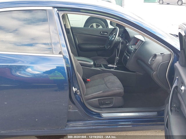 2011 NISSAN MAXIMA 3.5 S VIN: 1N4AA5AP8BC804581