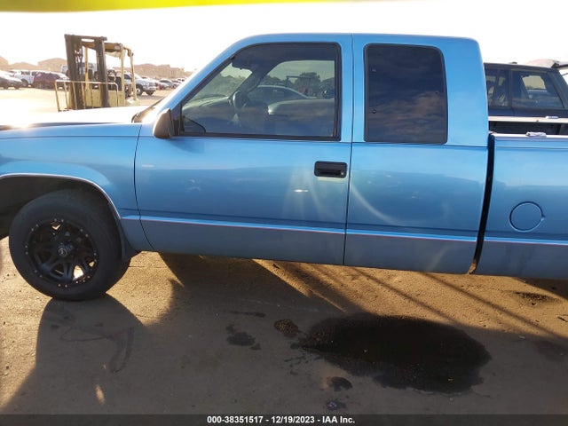 1996 CHEVROLET GMT-400 C1500 VIN: 2GCEC19ROT1124332