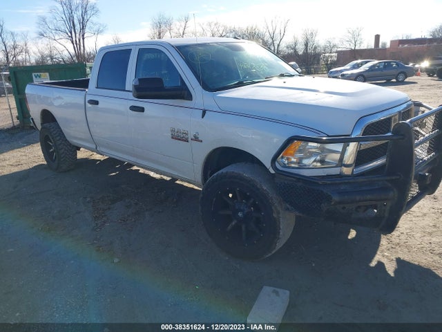 RAM 2500 Tradesman  4x4 8' Box 2018 3C6UR5HLXJG191594 головне зображення