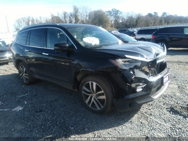Honda Pilot Touring 2018 5FNYF6H95JB063217 zdjęcie główne