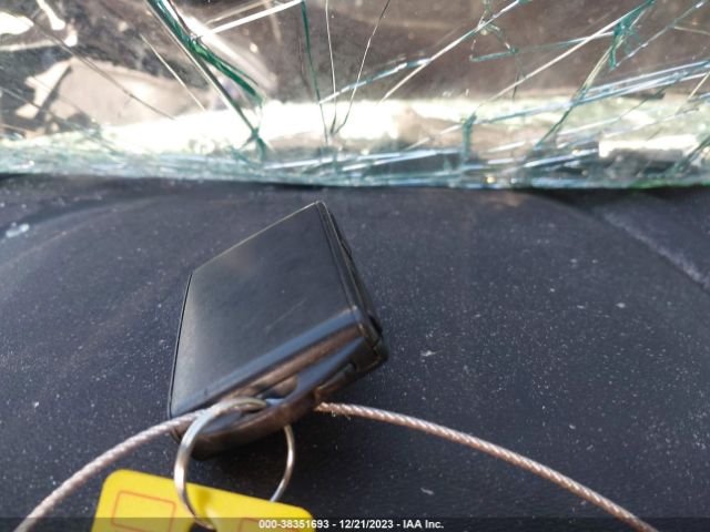 2019 VOLVO XC40 YV4162UK2K2052244 Photo 10